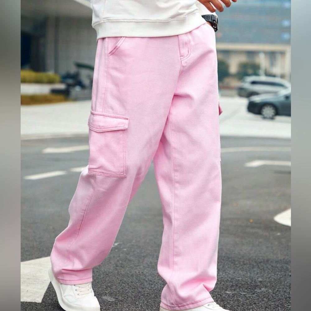 small pink Shein cargo jeans, never worn